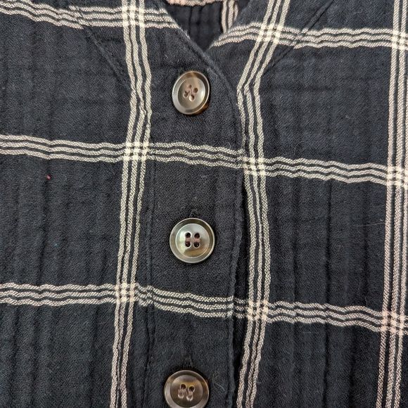 Madewell lightspun evert top in windowpane black flannel v neck size M medium - Picture 5 of 5